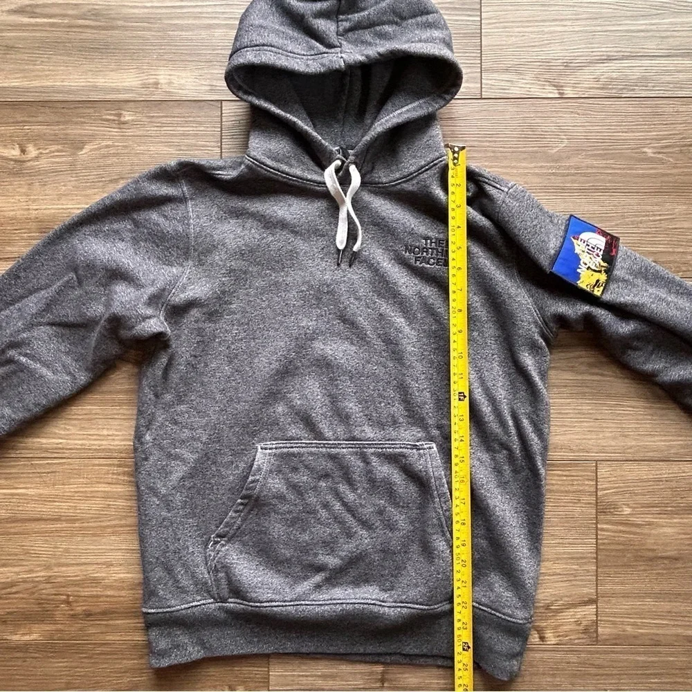 NorthFace | Removable Patch Logo Hoodie in Charcoal Heather (Small)